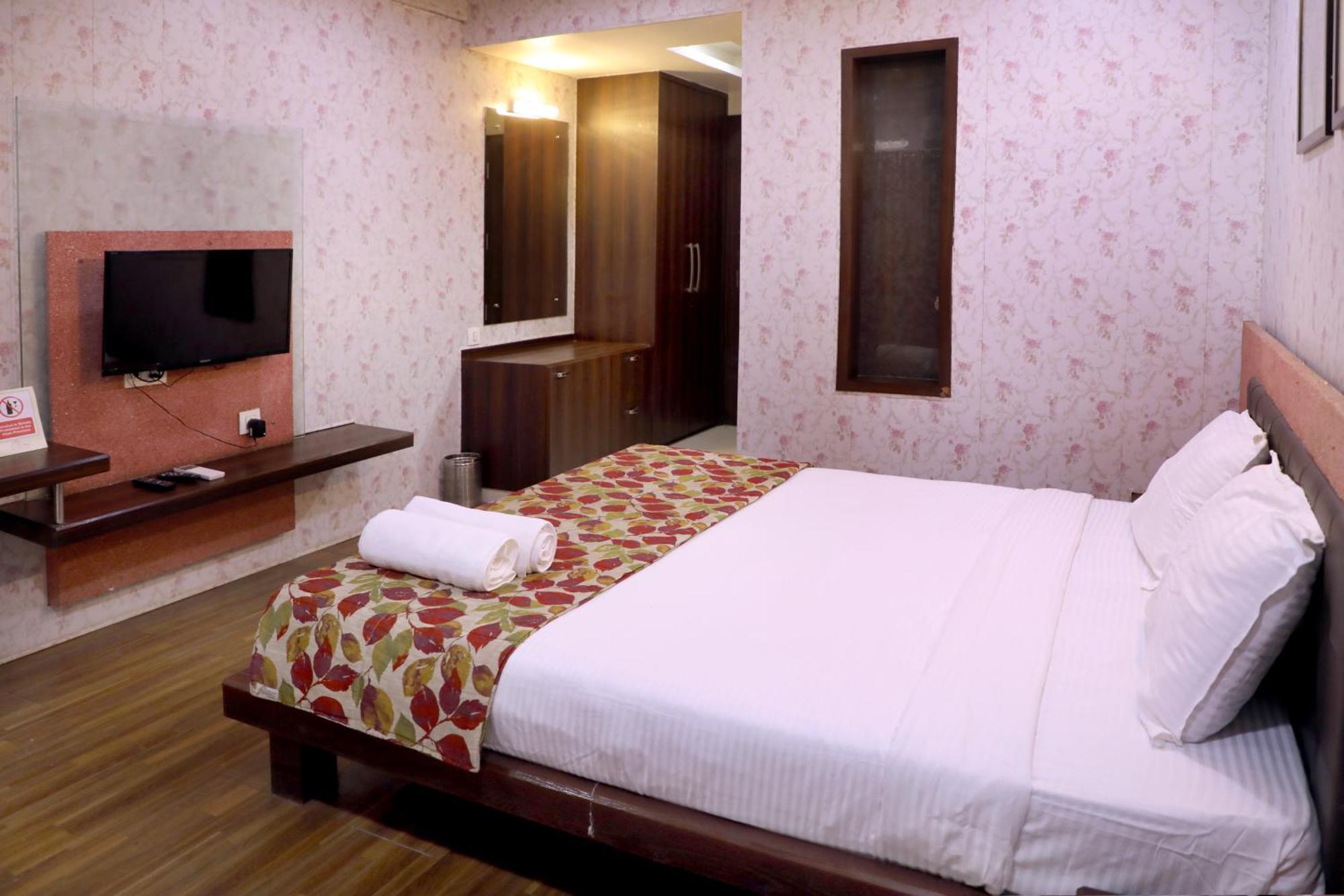 Hotel Pearls Aurangabad  Zewnętrze zdjęcie