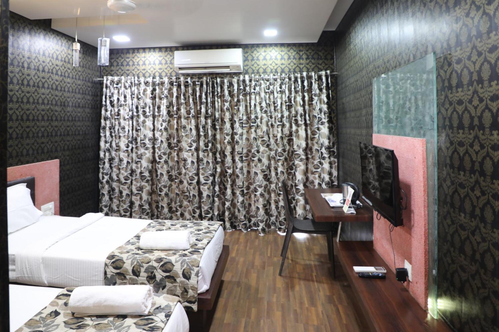Hotel Pearls Aurangabad  Zewnętrze zdjęcie