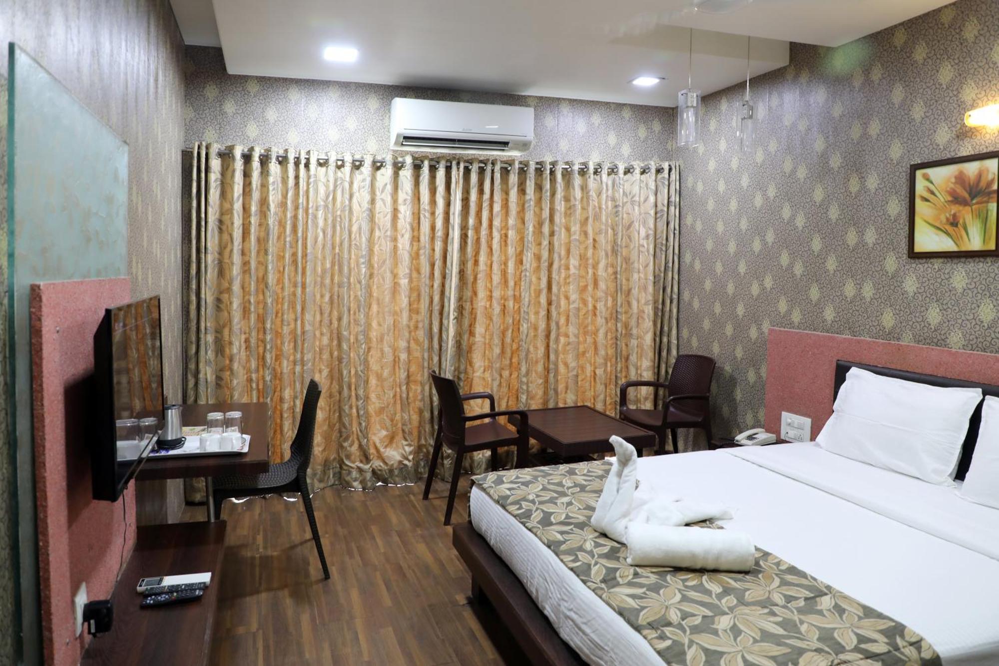 Hotel Pearls Aurangabad  Zewnętrze zdjęcie