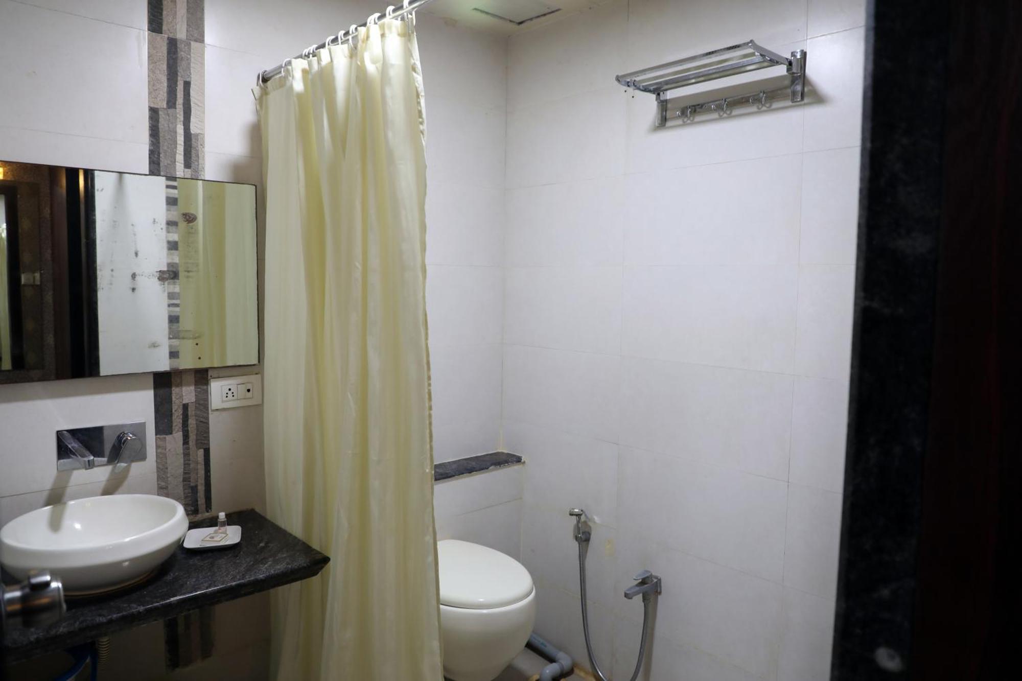 Hotel Pearls Aurangabad  Zewnętrze zdjęcie