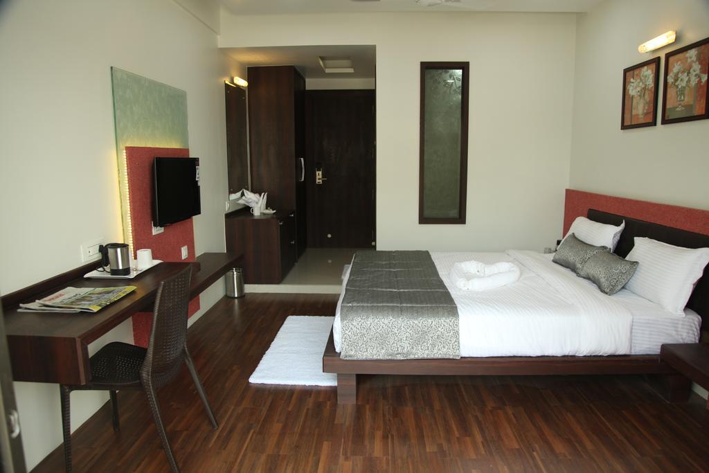 Hotel Pearls Aurangabad  Zewnętrze zdjęcie