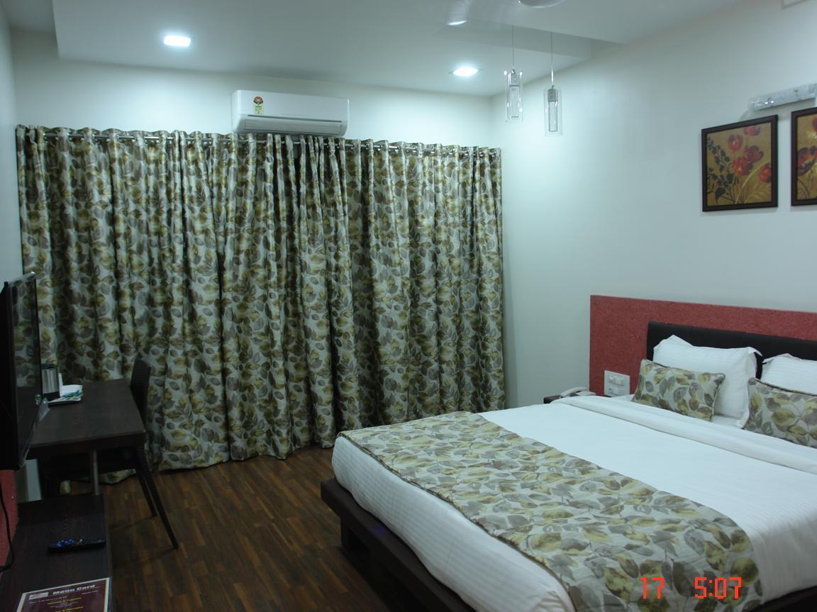 Hotel Pearls Aurangabad  Zewnętrze zdjęcie