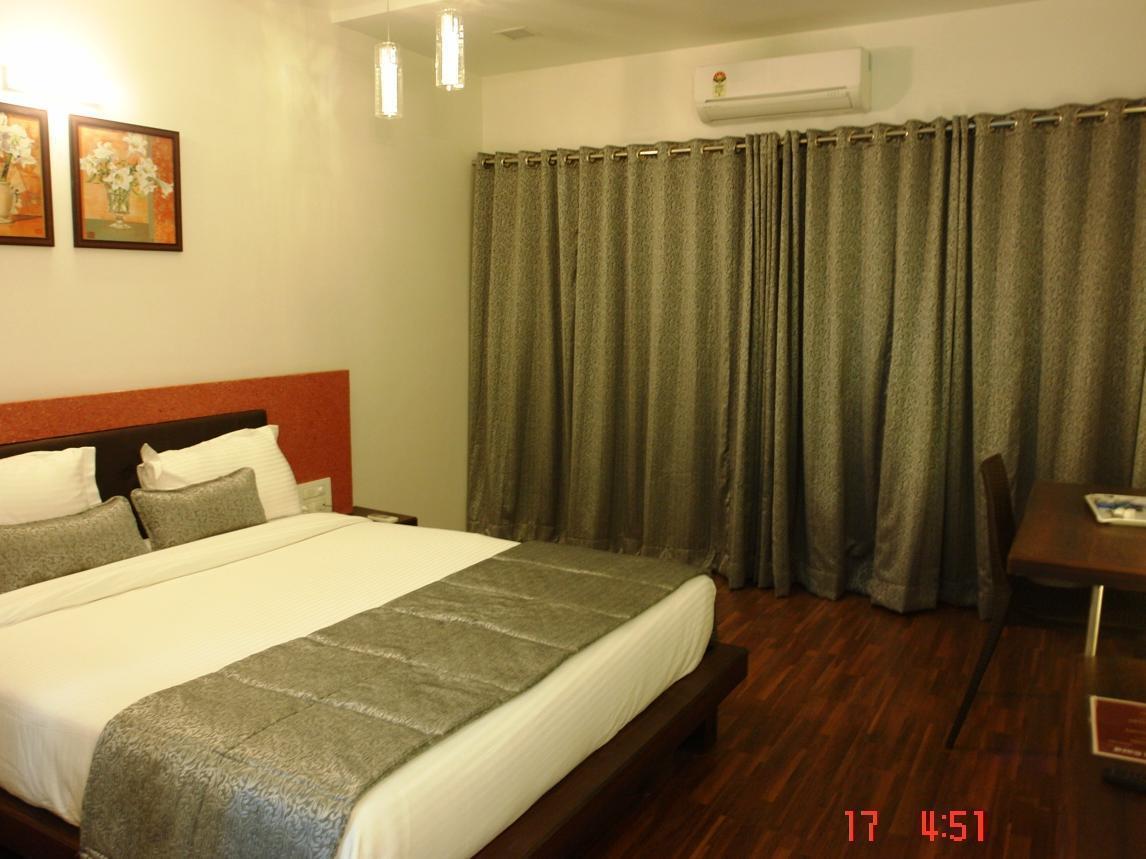 Hotel Pearls Aurangabad  Zewnętrze zdjęcie